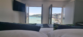 Chy Mor Apartment 2 - Stunning sea views on the harbour